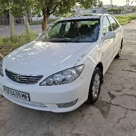 Toyota Camry 2005