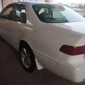 Toyota Camry 1999