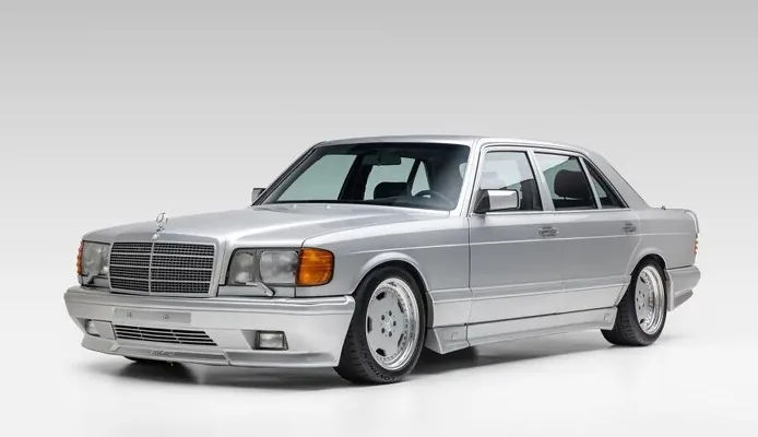1991-nji ýylyň seýrek duşýan Mercedes-Benz 560SEL AMG modeli $165 müňe satyldy