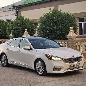 Kia Cadenza 2017