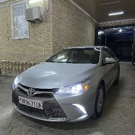 Toyota Camry 2017