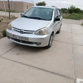 Toyota Echo 2005