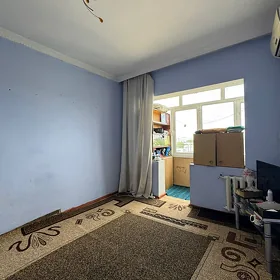 1kom 8mikryon