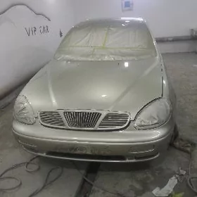 Daewoo Leganza 1999