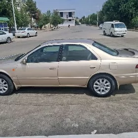 Toyota Camry 1998
