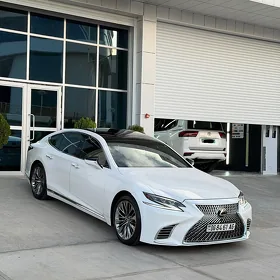 Lexus LS 500h 2019