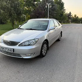 Toyota Camry 2003