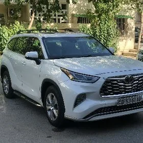 Toyota Highlander 2022