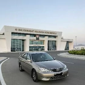 Toyota Camry 2003
