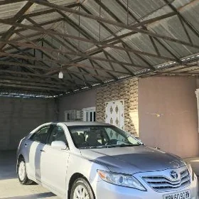 Toyota Camry 2010