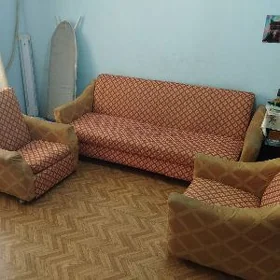 диван и кресло
