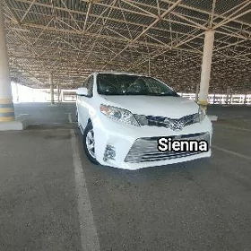 Toyota Sienna 2017