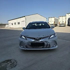 Toyota Camry 2022