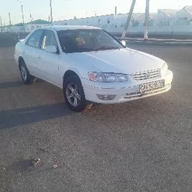 Toyota Camry 2000
