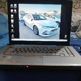 Noutbuk Toshiba 
