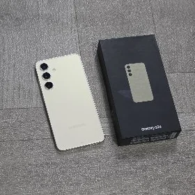 Samsung S24. 8/256. wetnam