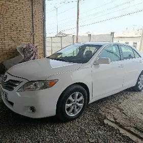 Toyota Camry 2010