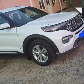 Ford Explorer 2022