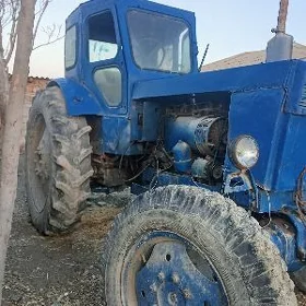 MTZ 82 1984