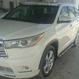 Toyota Highlander 2015