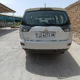 Mitsubishi Outlander 2008