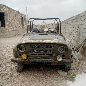 UAZ 469 1990