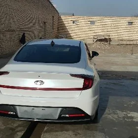 Hyundai Sonata 2022