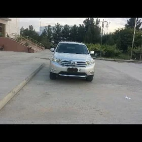 Toyota Highlander 2012
