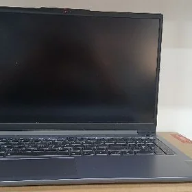 Noutbuk Lenova Ryzen 5 ideapad