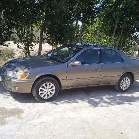 Toyota Camry 1999