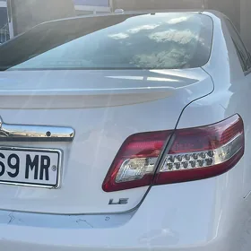 Toyota Camry 2011