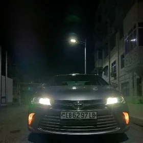 Toyota Camry 2017