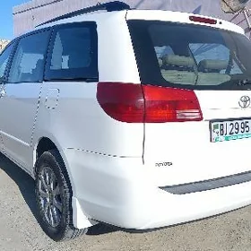 Toyota Sienna 2004