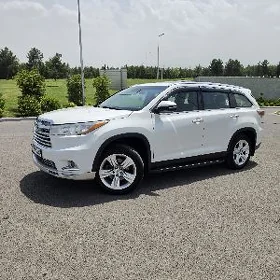 Toyota Highlander 2015