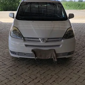 Toyota Sienna 2004
