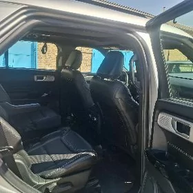 Ford Explorer 2021