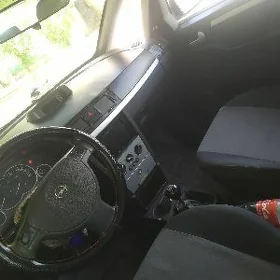 Opel Meriva 2004