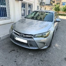 Toyota Camry 2015