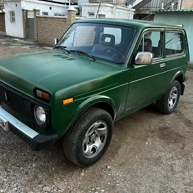 Lada Niva 2000