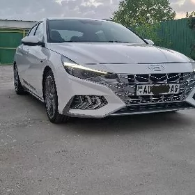 Hyundai Elantra 2023