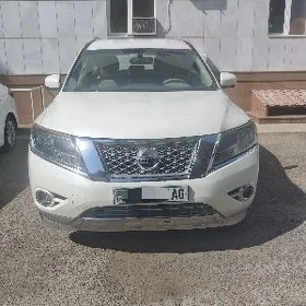 Nissan Pathfinder 2013