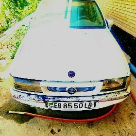 Opel Vectra 1989