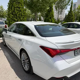 Toyota Avalon 2022