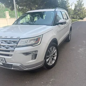 Ford Explorer 2018