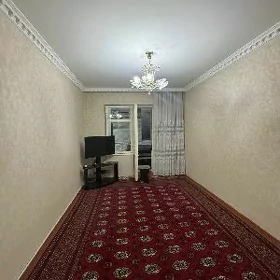 8 Mkr 3 kom