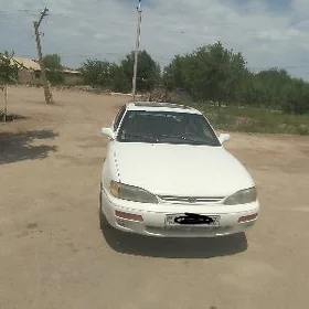 Toyota Camry 1993