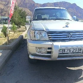 Toyota Land Cruiser Prado 2002
