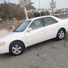 Toyota Camry 1999