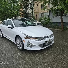 Kia K5 2021
