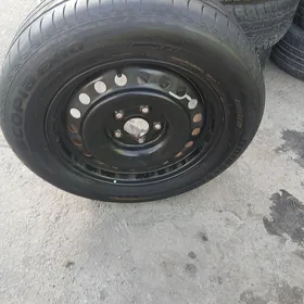 16 lyk Nissan zapasga